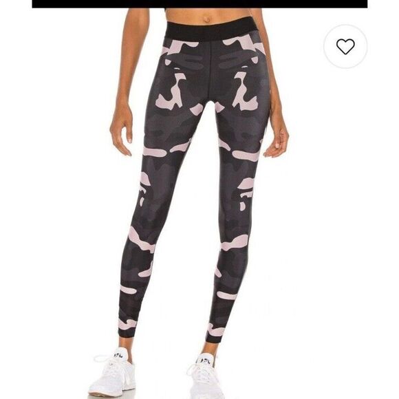 COR by Ultracor Camo Collegiate Legging Blush Patent Nero XSmall EUC,$185 - Picture 3 of 14